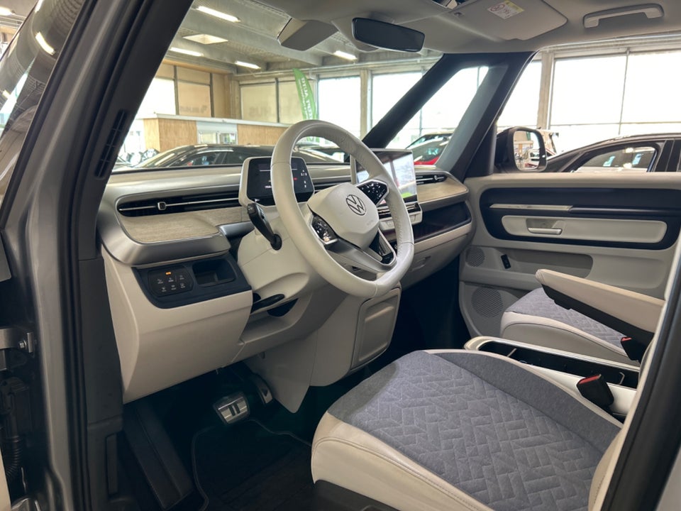 VW ID.Buzz 77 Pro Design SWB 5d