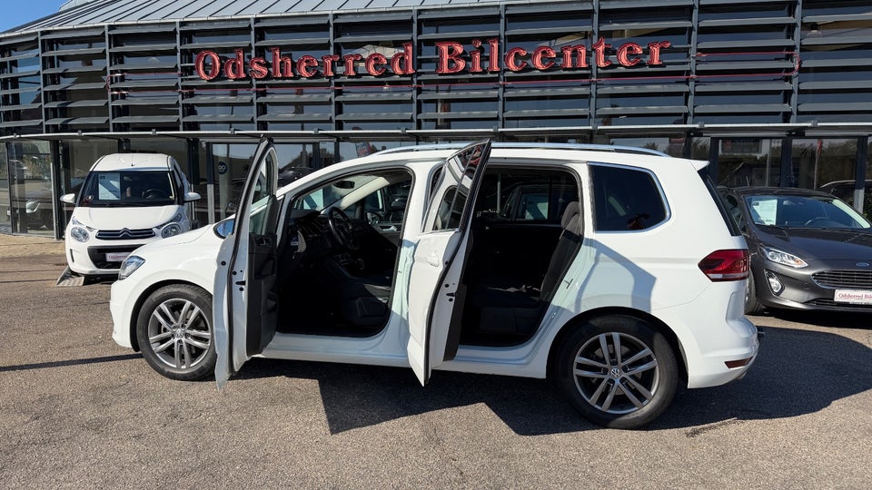 VW Touran 2,0 TDi 190 Highline DSG 5d