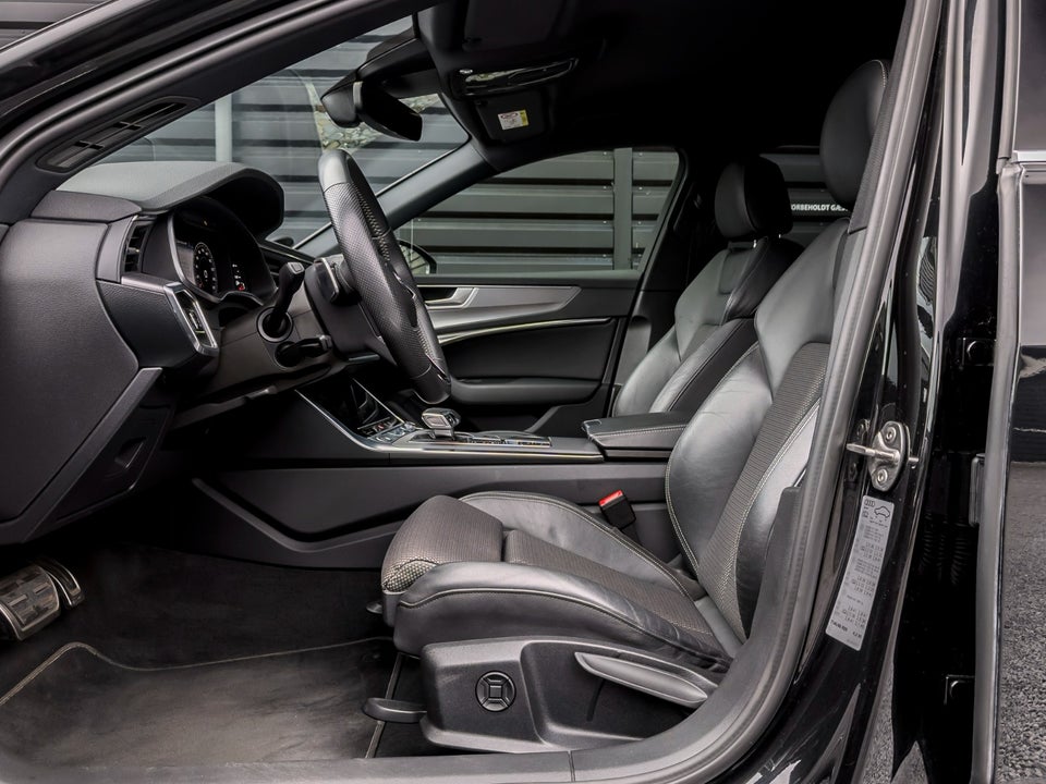 Audi A6 45 TFSi Avant S-tr. 5d