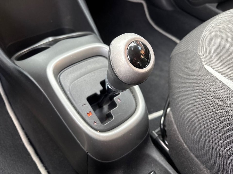 Toyota Aygo 1,0 VVT-i x-play x-shift 5d