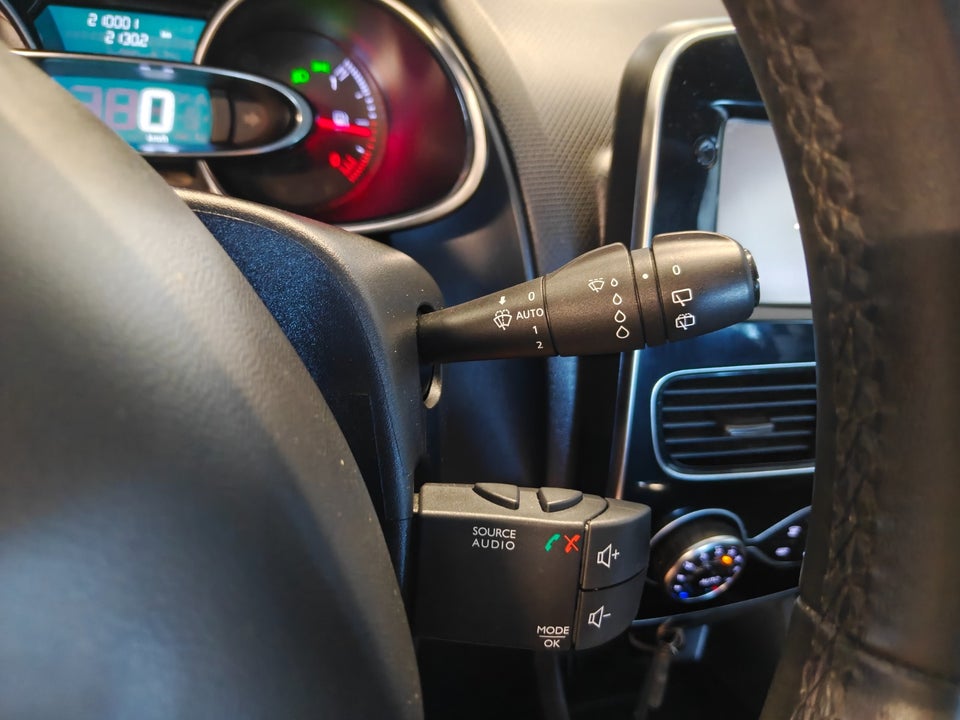 Renault Clio IV 1,5 dCi 90 Zen 5d