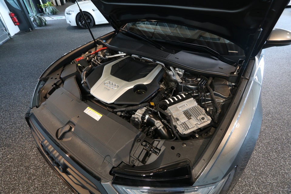 Audi A6 55 TFSi S-line quattro S-tr. 4d