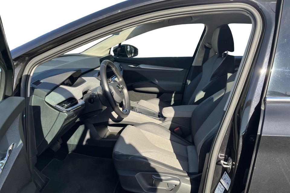 Skoda Enyaq 60 iV Plus 5d