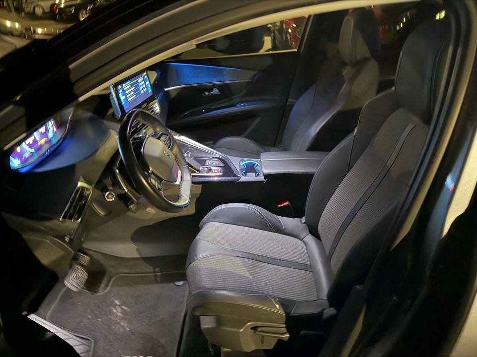 Peugeot 3008 1,6 Hybrid Allure EAT8 5d