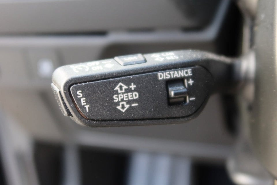 Audi Q4 e-tron 40 Attitude 5d