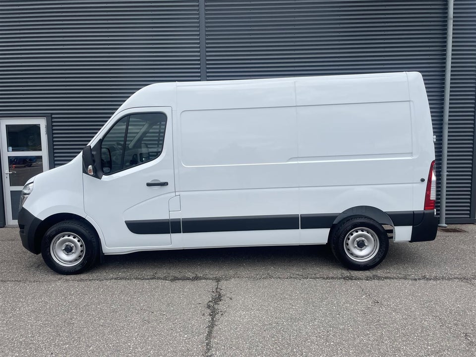 Nissan Interstar 2,3 dCi 150 L2H2 N-Connecta Van