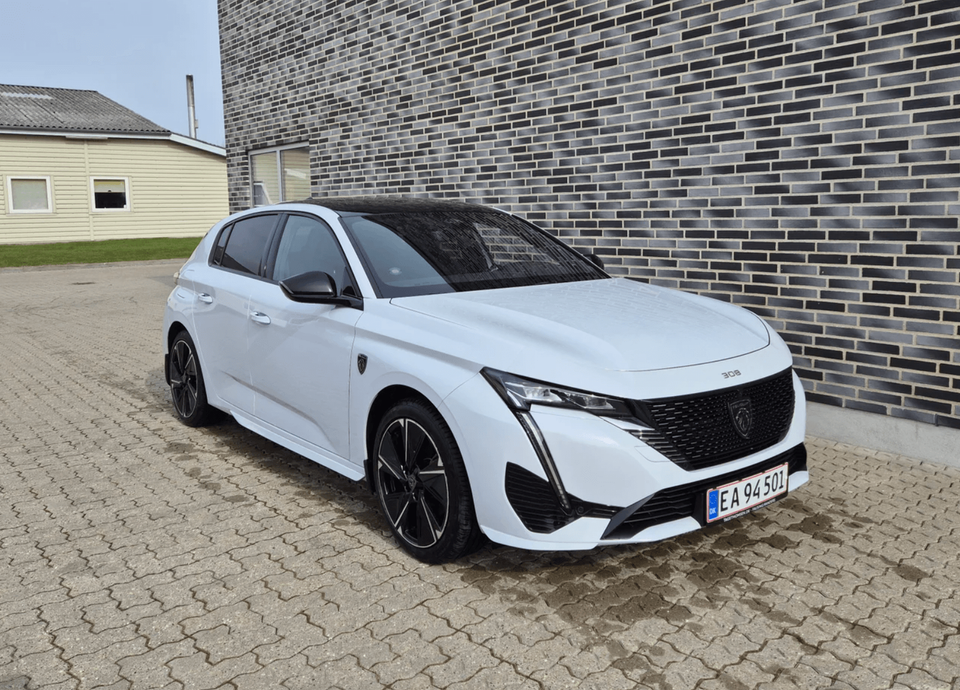 Peugeot e-308 54 GT 5d