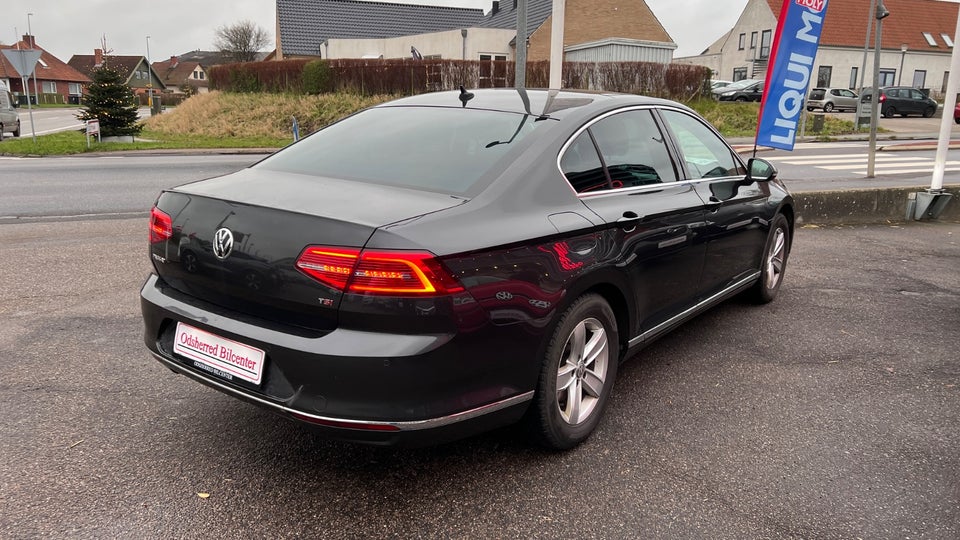 VW Passat 1,4 TSi 150 Highline Premium DSG 4d