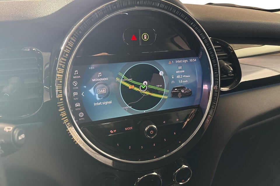 MINI Cooper SE Classic Trim 3d