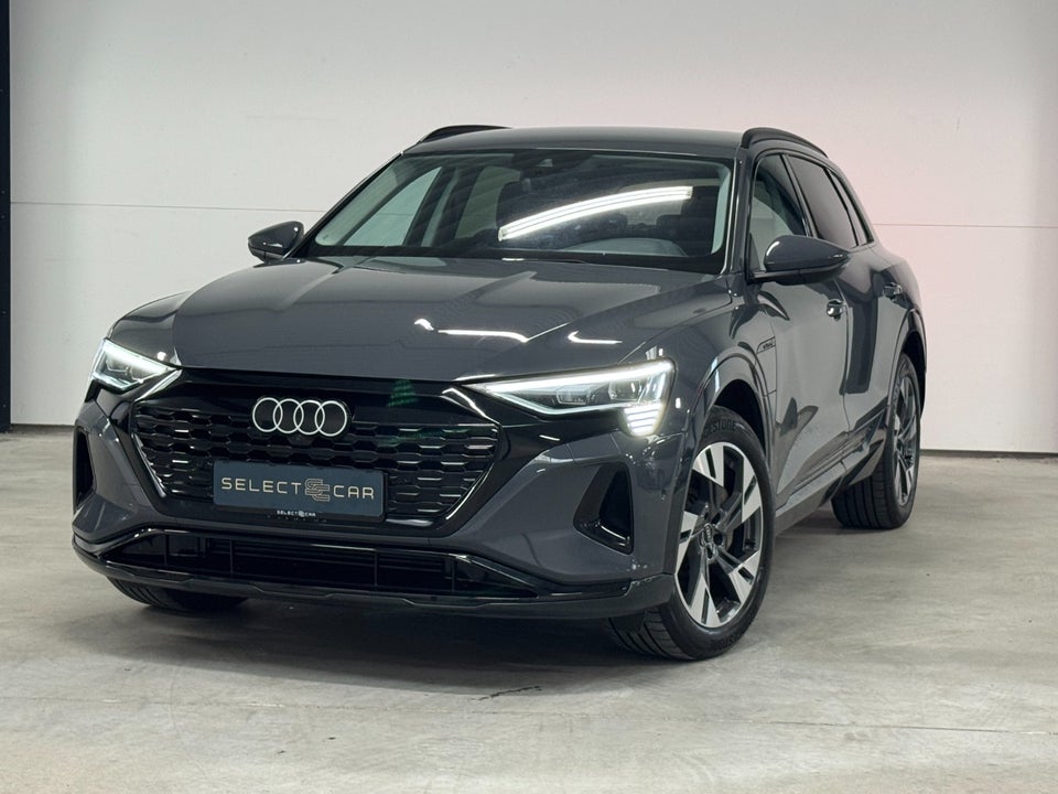 Audi Q8 e-tron 55 quattro 5d