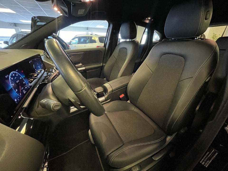 Mercedes GLA200 1,3 Progressive Line aut. 5d