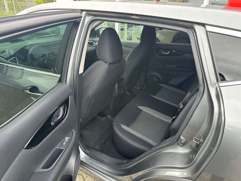 Nissan Qashqai 1,3 Dig-T 160 N-Connecta DCT 5d