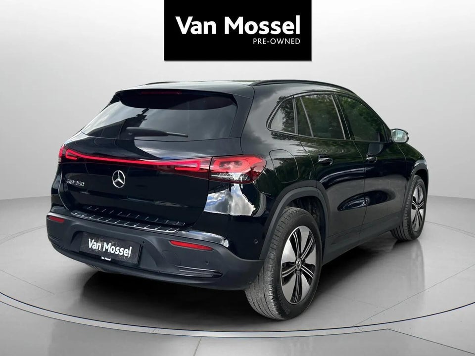 Mercedes EQA250 Progressive 5d