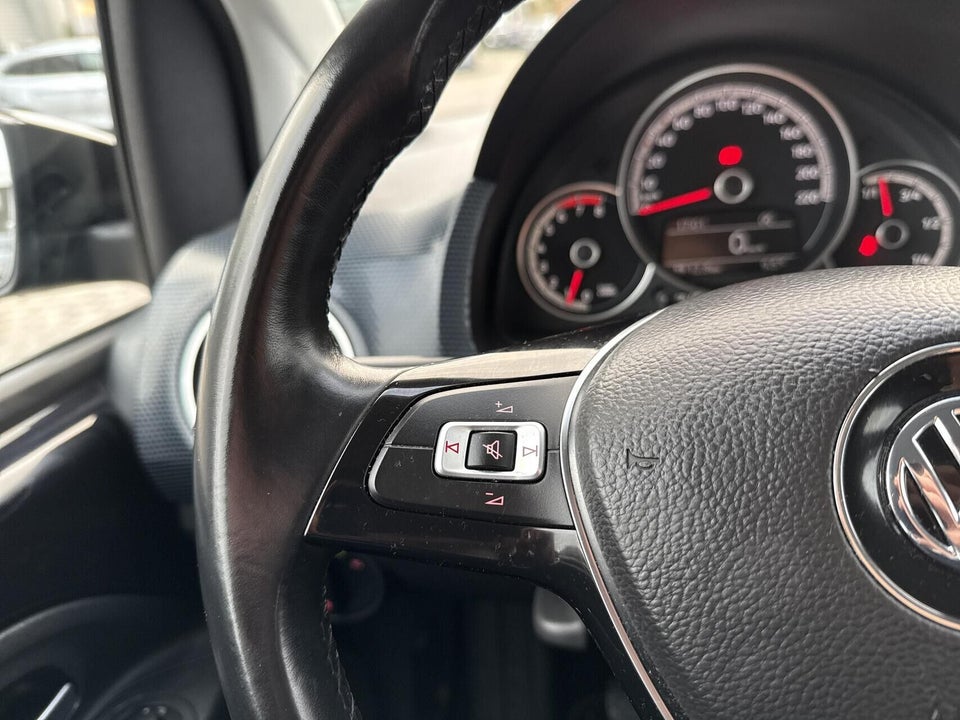 VW Up! 1,0 MPi 60 Move Up! BMT 5d