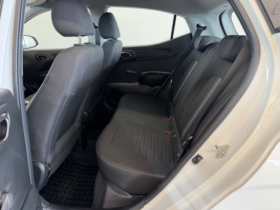 Hyundai i10 1,0 MPi Advanced AMT 5d