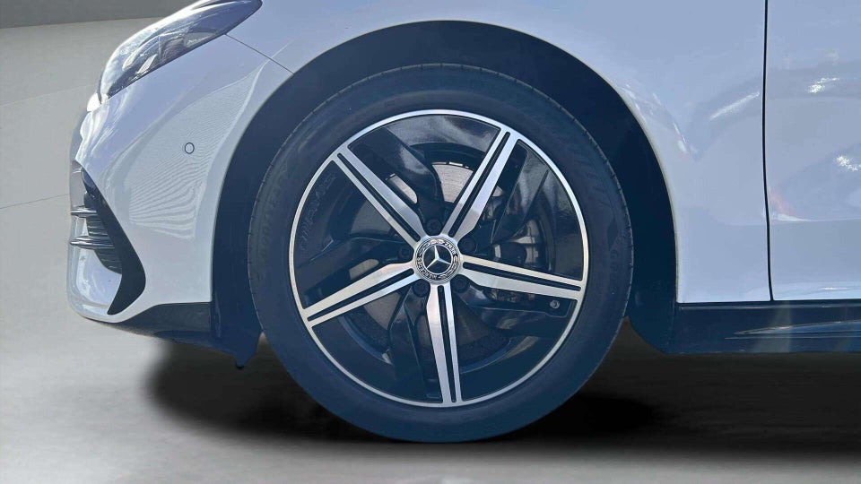 Mercedes CLA250+ electric AMG Advance Plus 4d