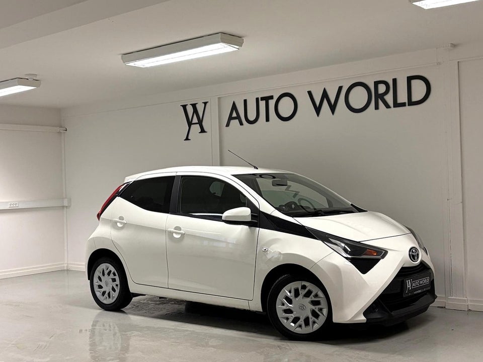 Toyota Aygo 1,0 VVT-i x-pression 5d