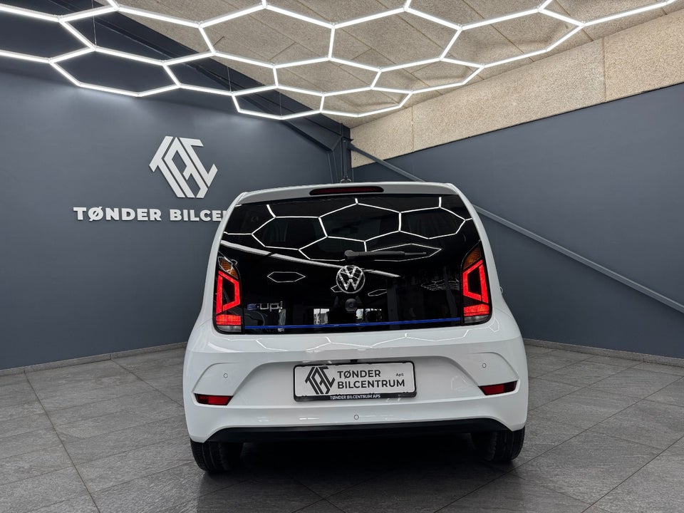 VW e-Up! Move Up! 5d