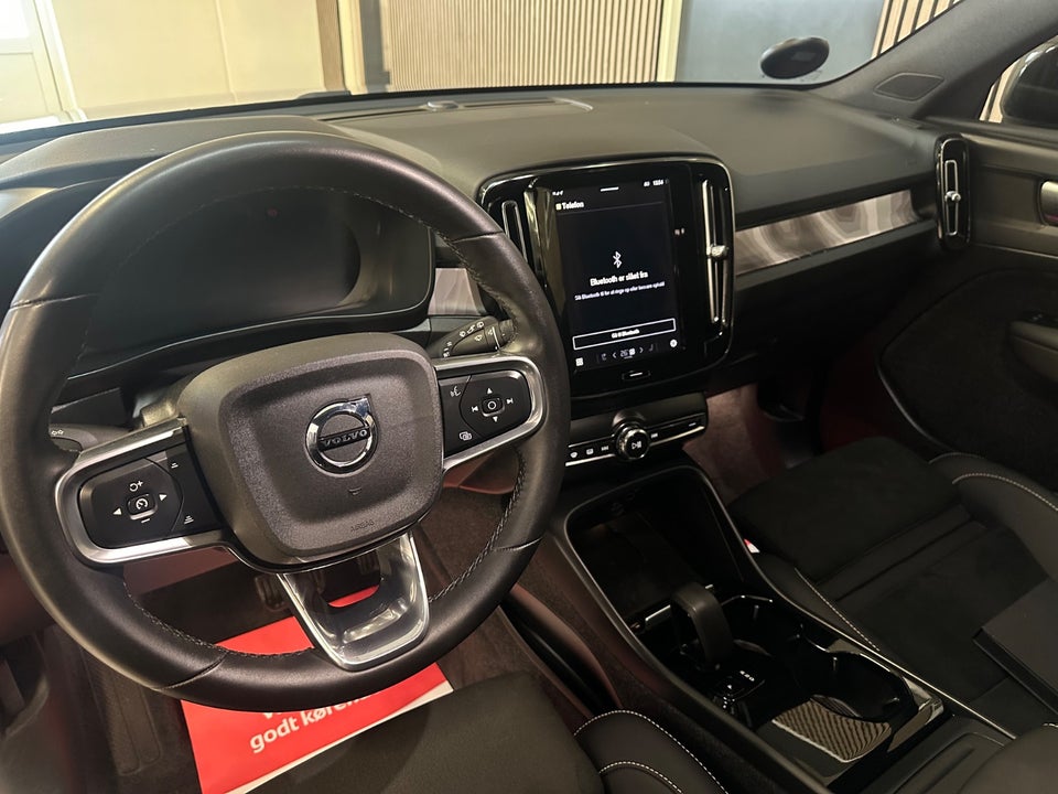 Volvo XC40 ReCharge Extended Range Plus 5d