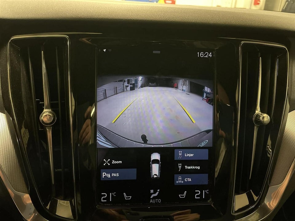 Volvo V60 2,0 T6 ReCharge R-Design aut. AWD 5d