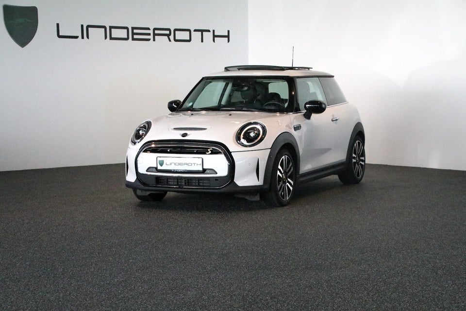 MINI Cooper SE Classic 3d