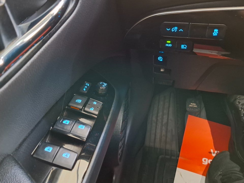 Toyota Prius 1,8 Plug-in Hybrid H3 MDS 5d