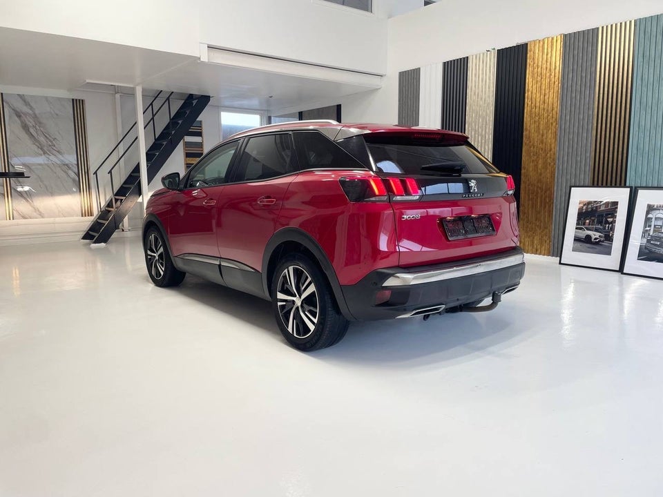 Peugeot 3008 1,2 e-THP 130 Allure EAT6 5d