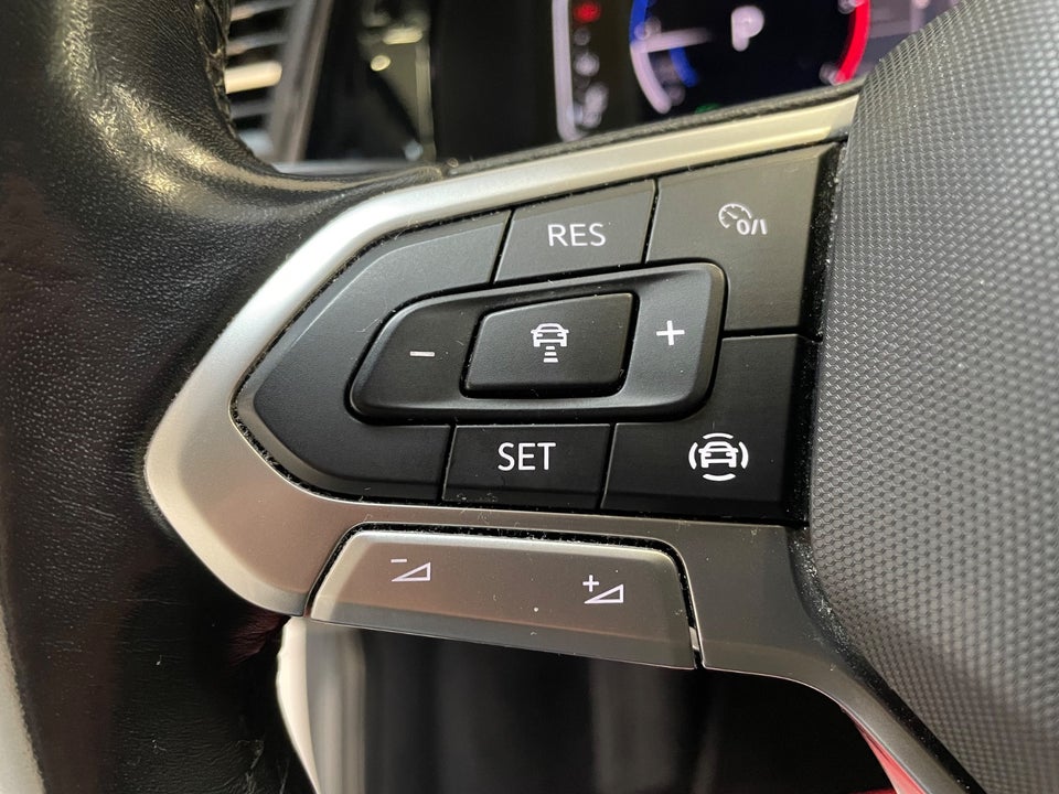 VW Transporter 2,0 TDi 199 Kassevogn DSG 4Motion kort