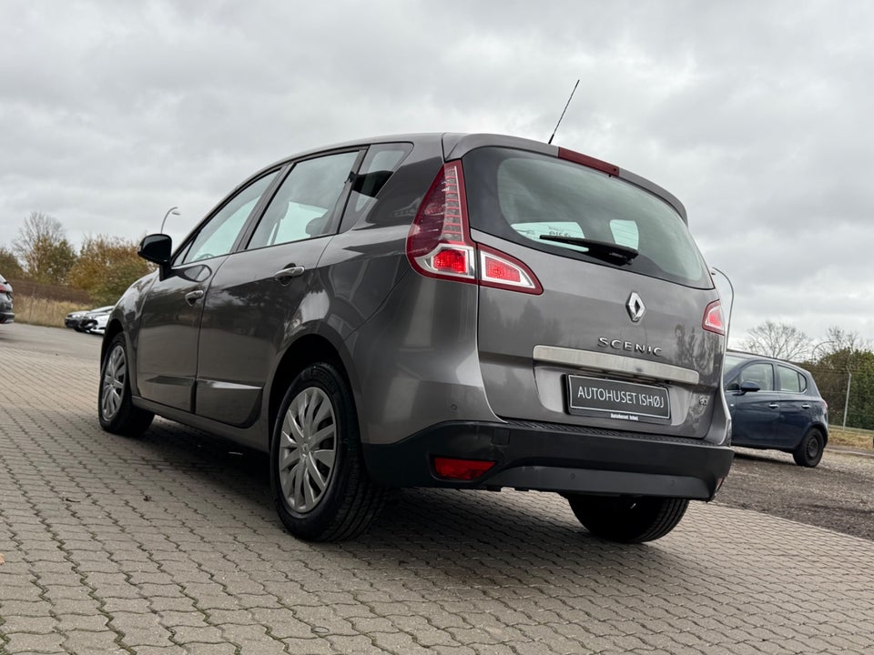 Renault Scenic III 2,0 dCi 150 Dynamique aut. 5d