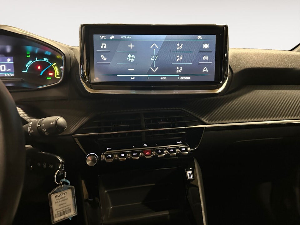 Peugeot e-208 50 Style 5d