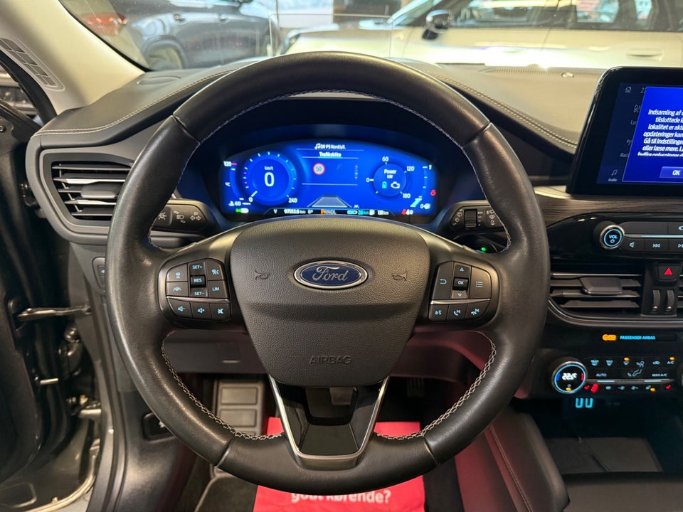 Ford Kuga 2,5 PHEV Vignale CVT 5d