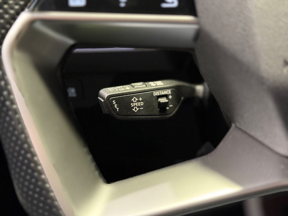 Audi Q4 e-tron 40 S-line 5d