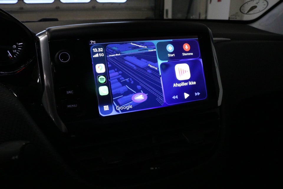 Peugeot 208 1,6 BlueHDi 100 Allure Sky 5d