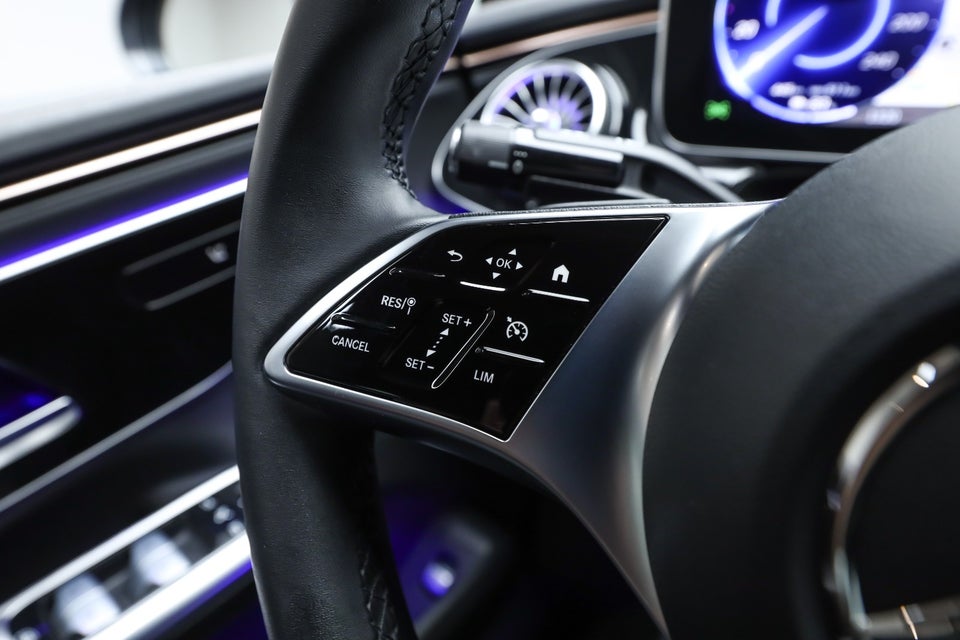 Mercedes EQE350 Electric Art 4d