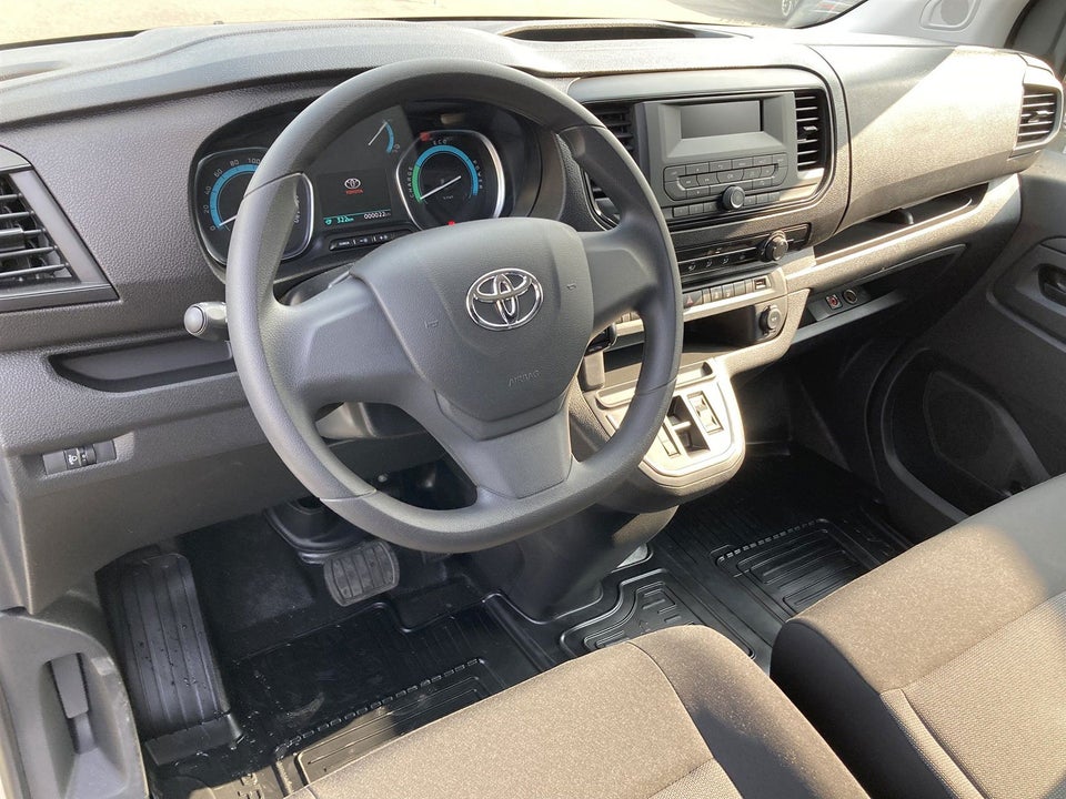 Toyota ProAce 75 Medium Comfort Master