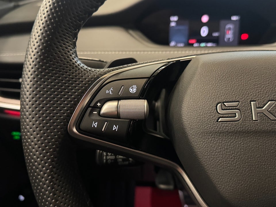 Skoda Elroq 85 iV Sportline Maxx 5d