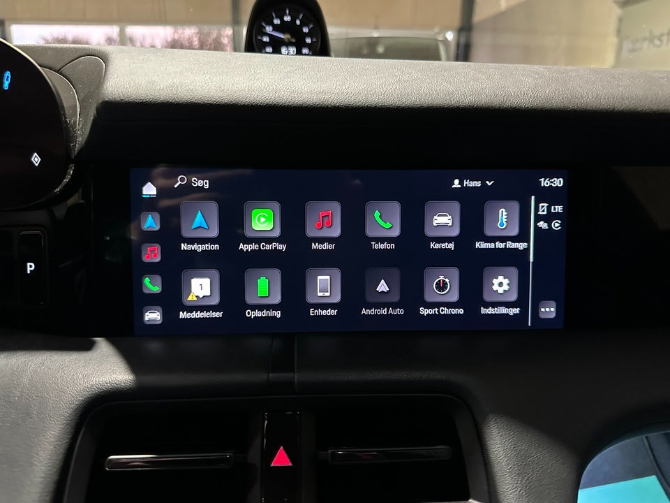 Porsche Taycan Performance+ 4d