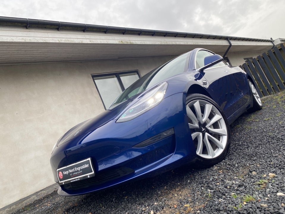 Tesla Model 3 Long Range AWD 4d