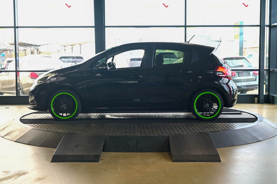 Peugeot 208 1,2 VTi 82 Active 5d