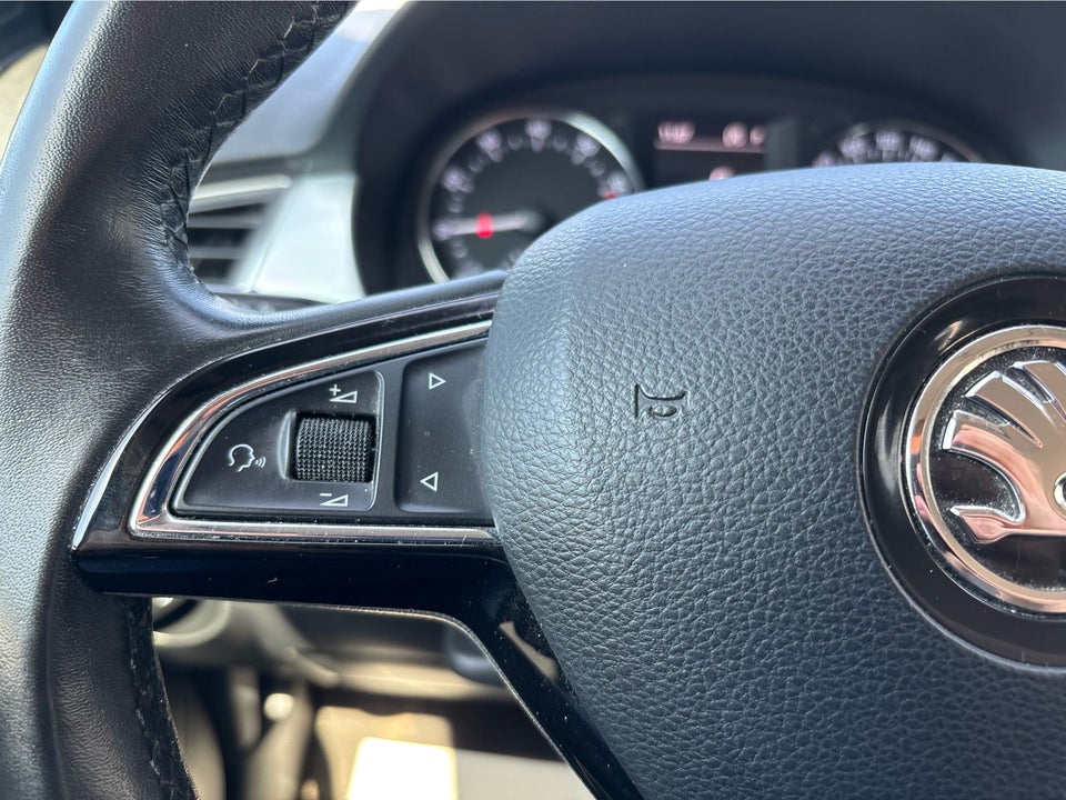 Skoda Fabia 1,0 TSi 110 Ambition Tour Combi DS 5d