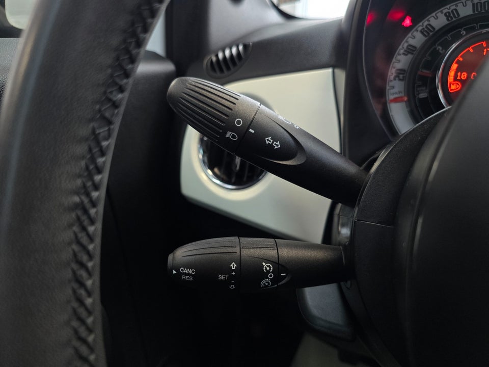 Fiat 500 1,0 Hybrid Lounge 3d