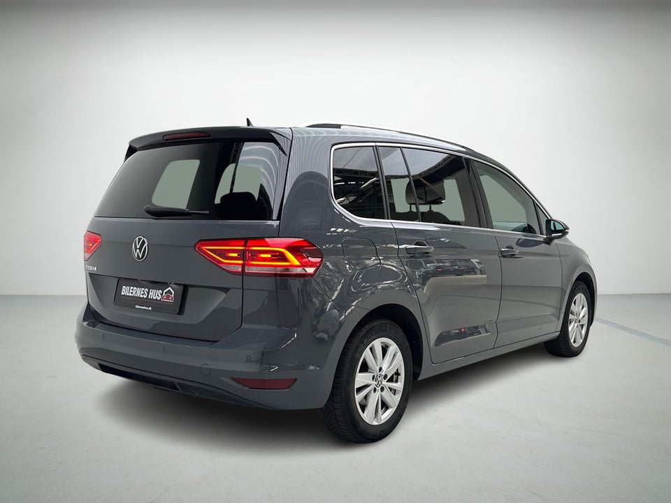 VW Touran 1,5 TSi 150 Highline Family DSG 7prs 5d