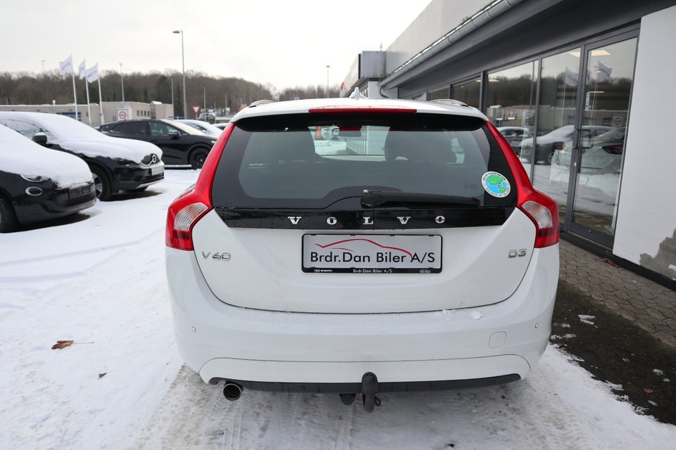 Volvo V60 2,0 D3 136 Momentum aut. 5d