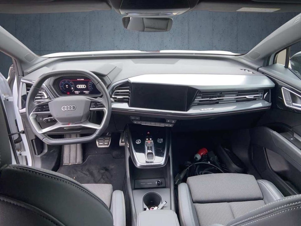 Audi Q4 e-tron 40 S-line Sportback 5d