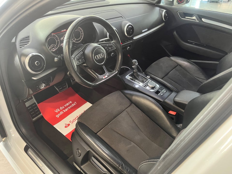 Audi A3 1,4 e-tron S-line Sportback S-tr. 5d