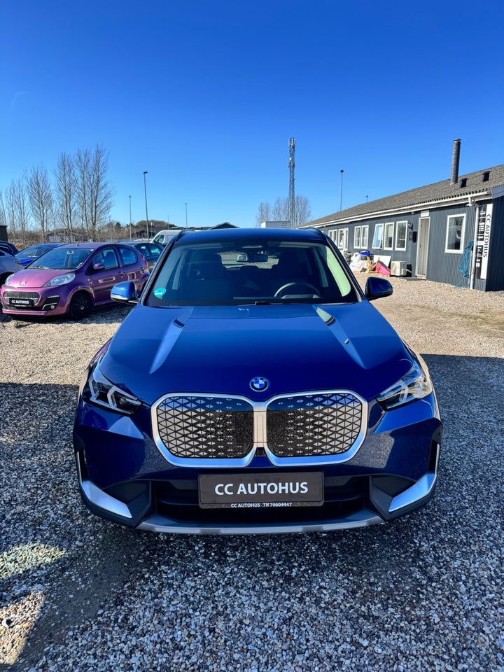 BMW iX1 eDrive20 X-Line 5d