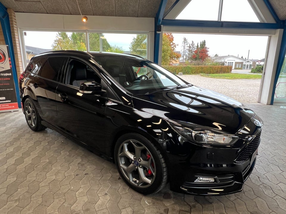 Ford Focus 2,0 TDCi 185 ST2 stc. 5d