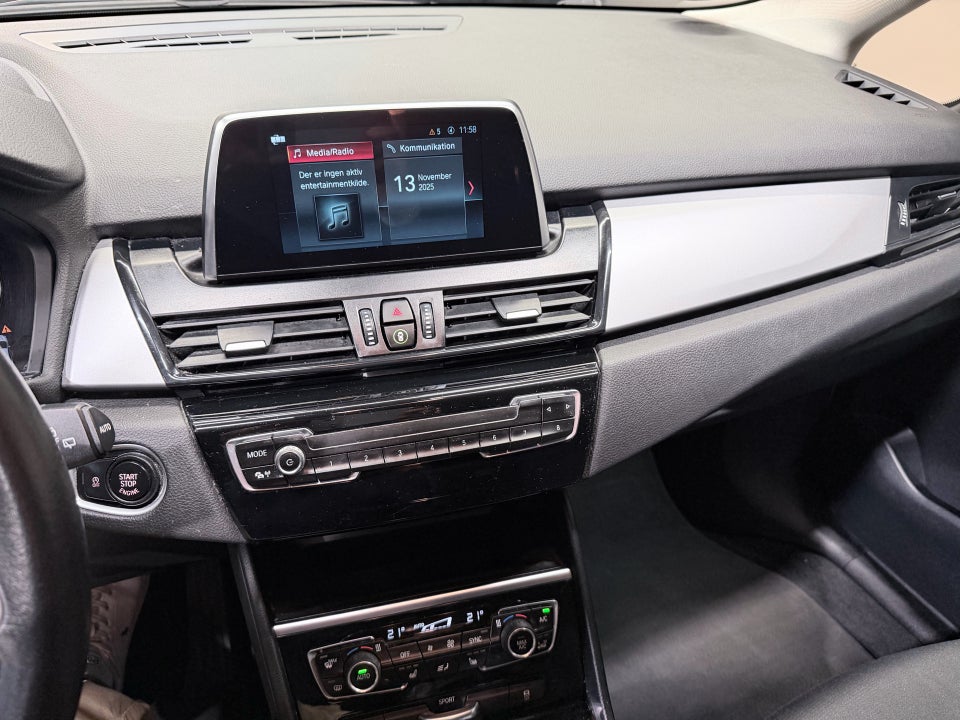 BMW 216i 1,5 Active Tourer Advantage 5d