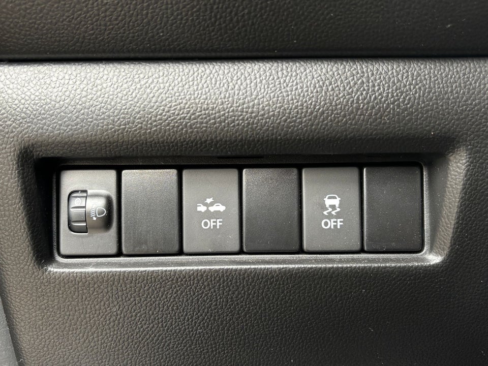 Suzuki Swift 1,2 Dualjet Club 5d