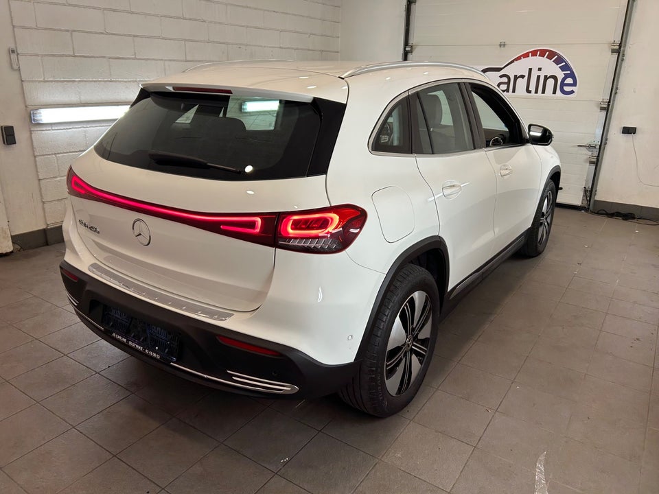 Mercedes EQA250 5d